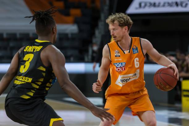 这些高光时 这些高光时