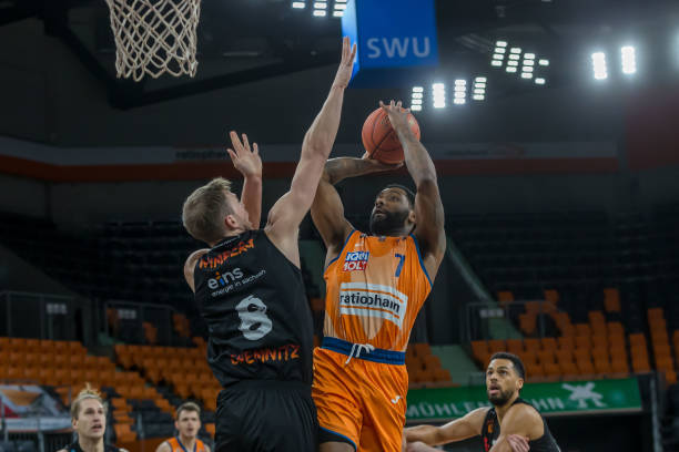 能会削弱他 能会削弱他